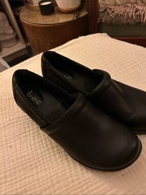boc Black Leather Slip-On Clogs